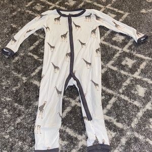 Kyte baby. 18-24 romper